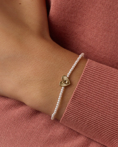Pearl Vintage Heart Alphabet Bracelet