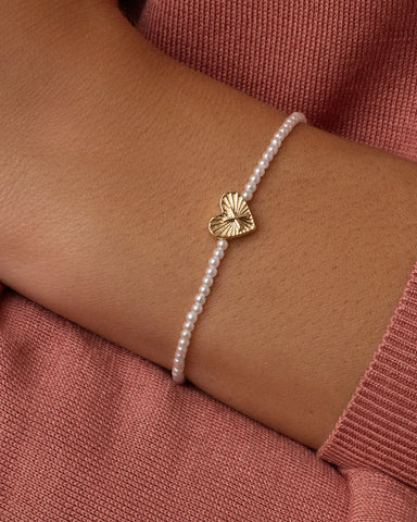 Pearl Vintage Heart Alphabet Bracelet
